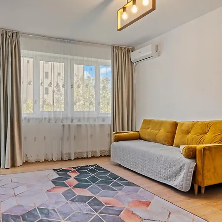 Apartament De Lux Drumul Taberei Bucarest Esterno foto